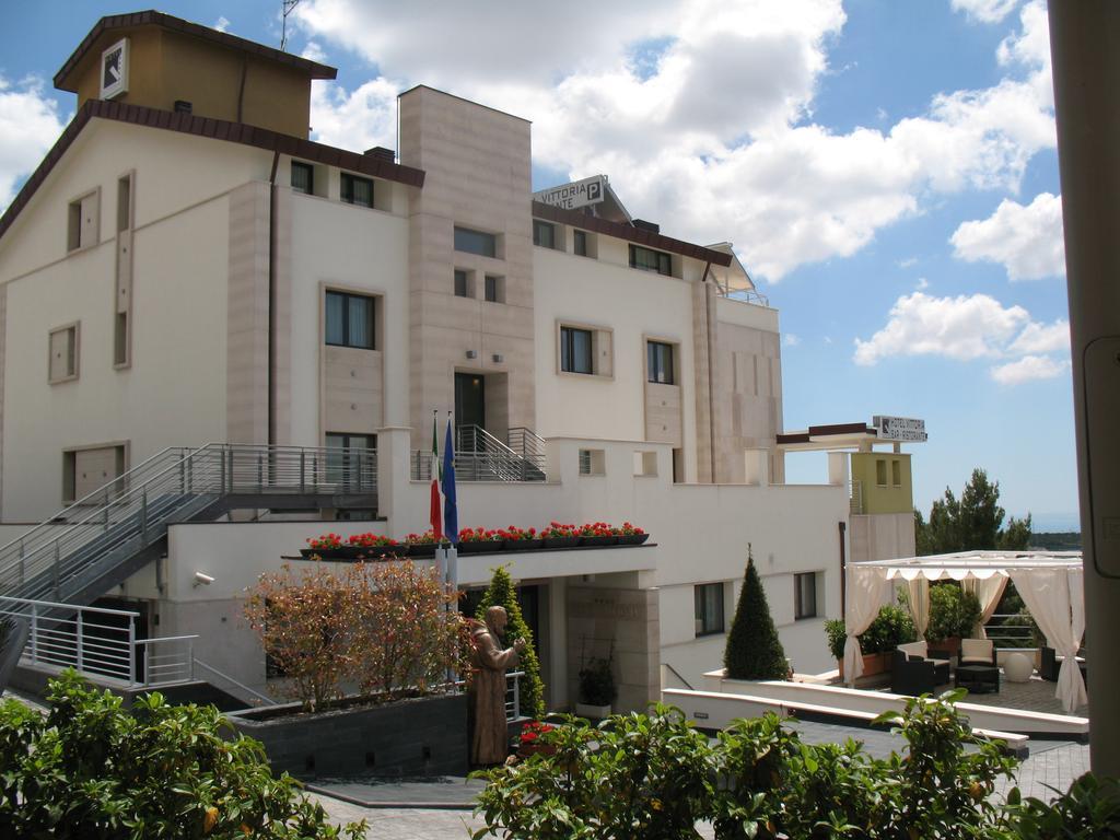 Hotel Vittoria San Giovanni Rotondo Exterior foto