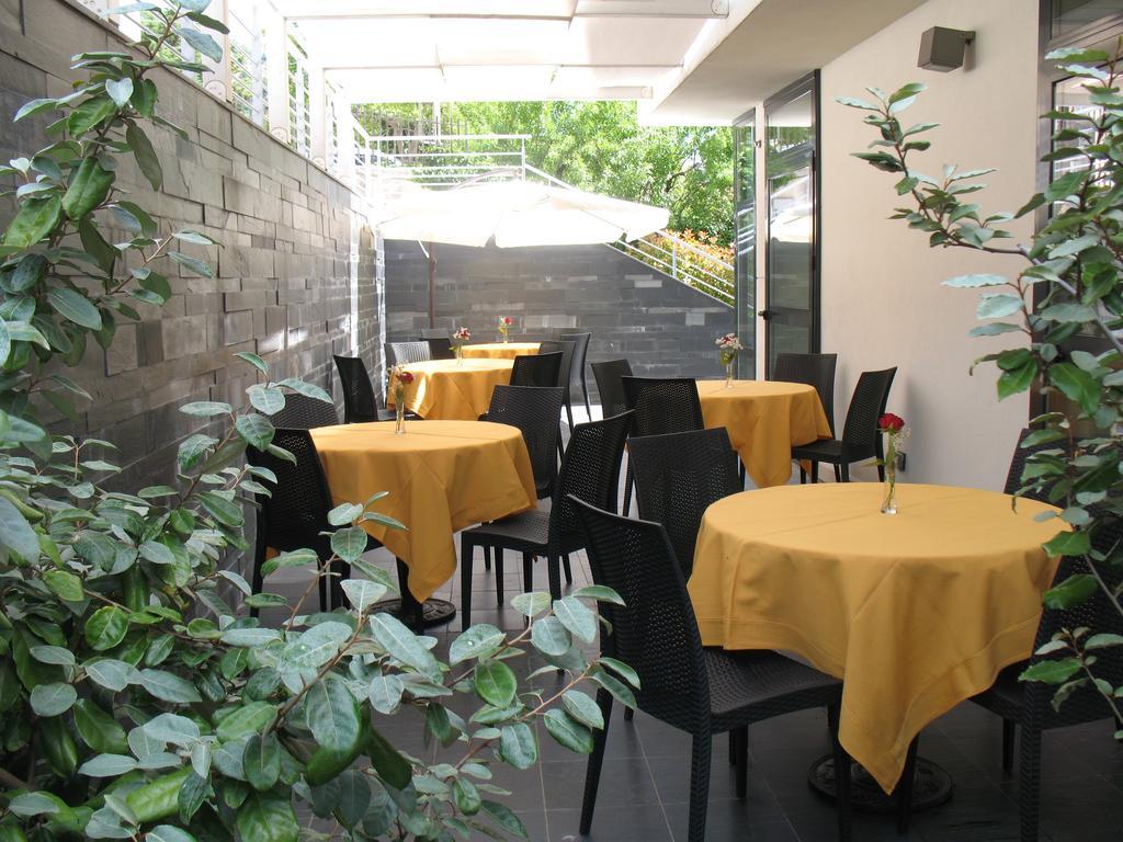 Hotel Vittoria San Giovanni Rotondo Exterior foto