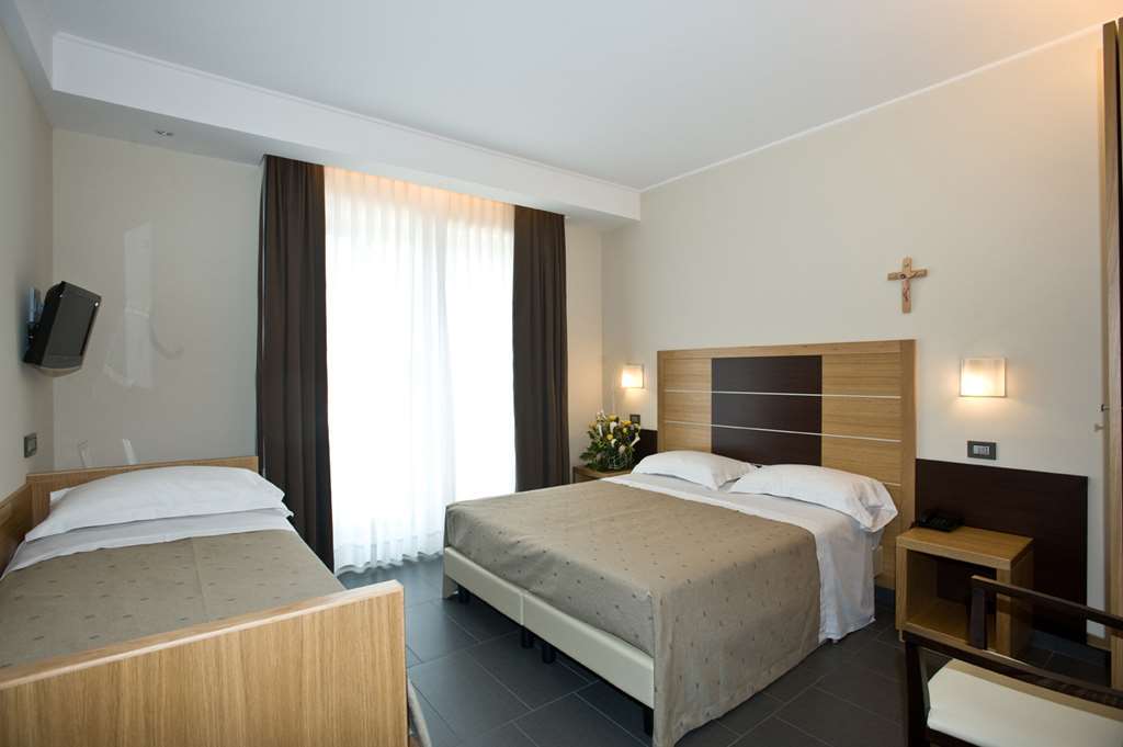 Hotel Vittoria San Giovanni Rotondo Cameră foto